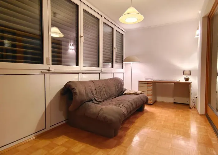 Apartment Uni - - 1a